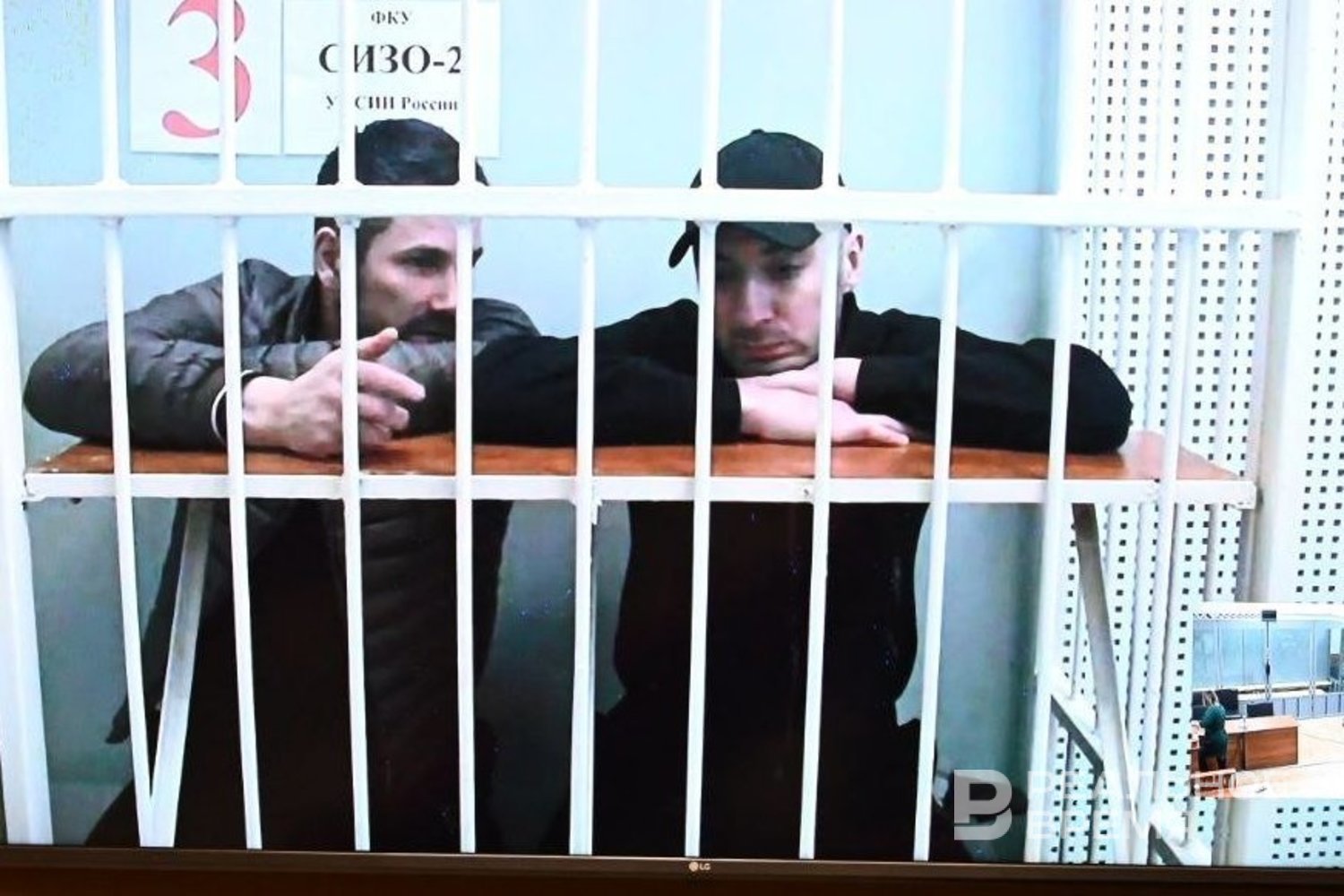 Процесс не пошел: двух фигурантов дела ОПС «Тукаевские» арестовали в Москве, Кирилов отказался от защиты