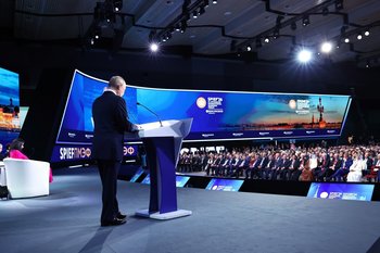 Переезд госкорпораций в регионы и уход мировой экономики от западноцентричности