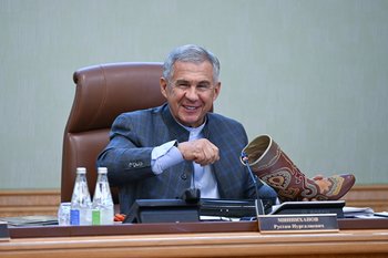 Рустам Минниханов: «Родители не ходят в музеи, поэтому надо их через детей вовлекать»