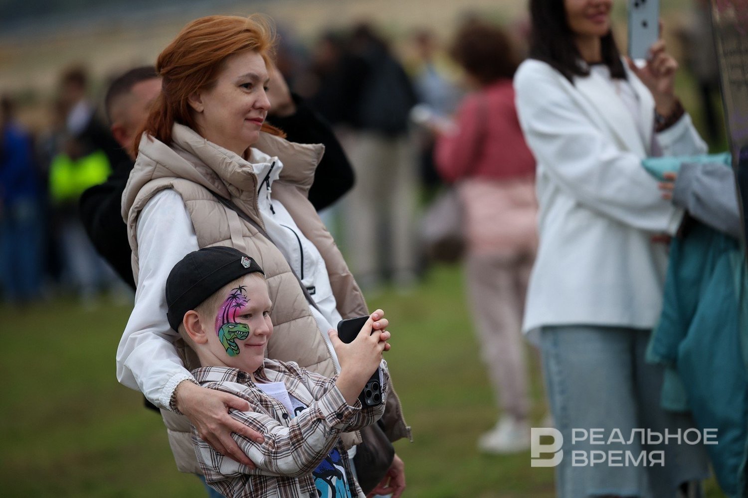 Миронов предложил ввести «зарплату для мам»