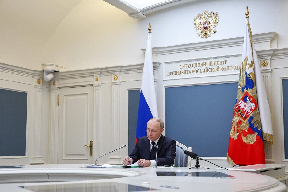 Под руководством Путина прошла тренировка стратегических ядерных сил России