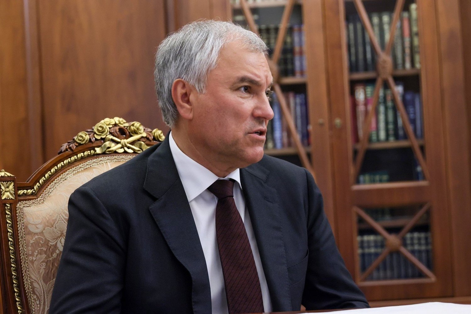 Володин заявил о замедлении экономики из-за высокой ставки ЦБ