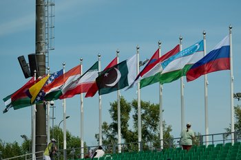 «Разделяй, стравливай и властвуй»: что обсудят на новом саммите БРИКС в Бразилии