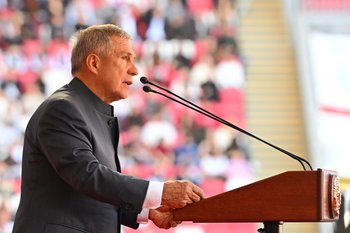Минниханов поздравил Камболова с победой на выборах президента Южной Осетии