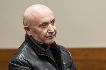 В Казани по делу о конверте на 2,5 млн пошел под суд экс-начальник отдела ЖКХ Кабмина Татарстана