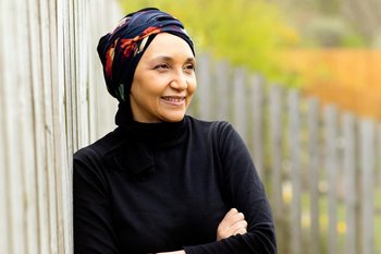 Суданская писательница Лейла Абулела получила премию PEN Pinter 2025 за книги о миграции и вере