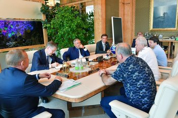 Минниханов и Зубов обсудили развитие потребительской кооперации в Татарстане