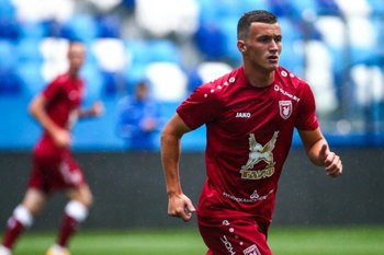 Экс-форвард «Рубина» перешел в «Оренбург»