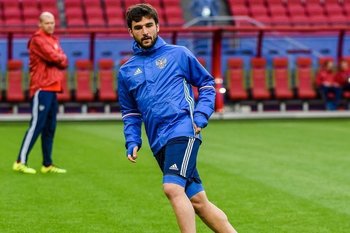 Словацкий футболист Якубко объяснил, почему Дзюба и Джикия не могут найти команду