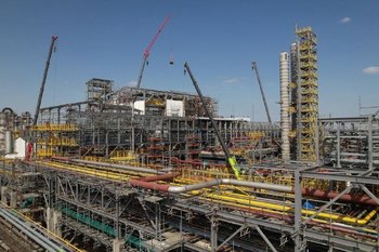 На установке гексена в Нижнекамске начались пусконаладочные работы