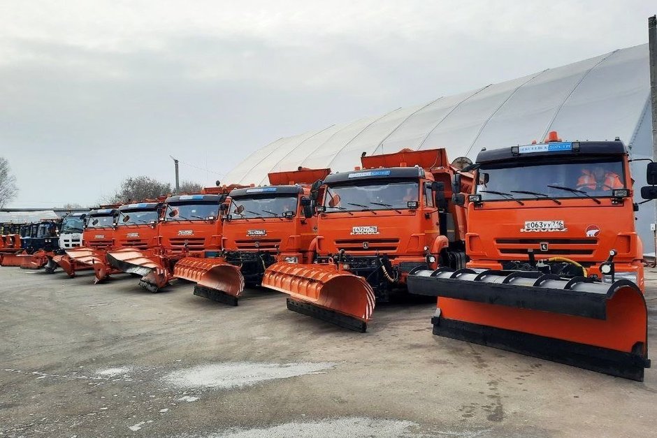 В Татарстане подготовили более 1 тыс. единиц техники для зимней уборки дорог