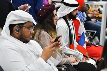 Госдума может увеличить срок действия электронных виз для иностранцев