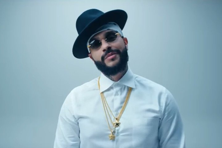 Суд обязал Тимати оплатить долги по взносам на капремонт