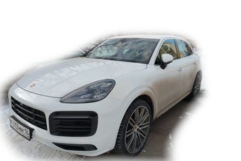 Изъятый у семьи экс-мэра Бугульмы Porsche Cayenne выставили на торги за 4,85 млн рублей