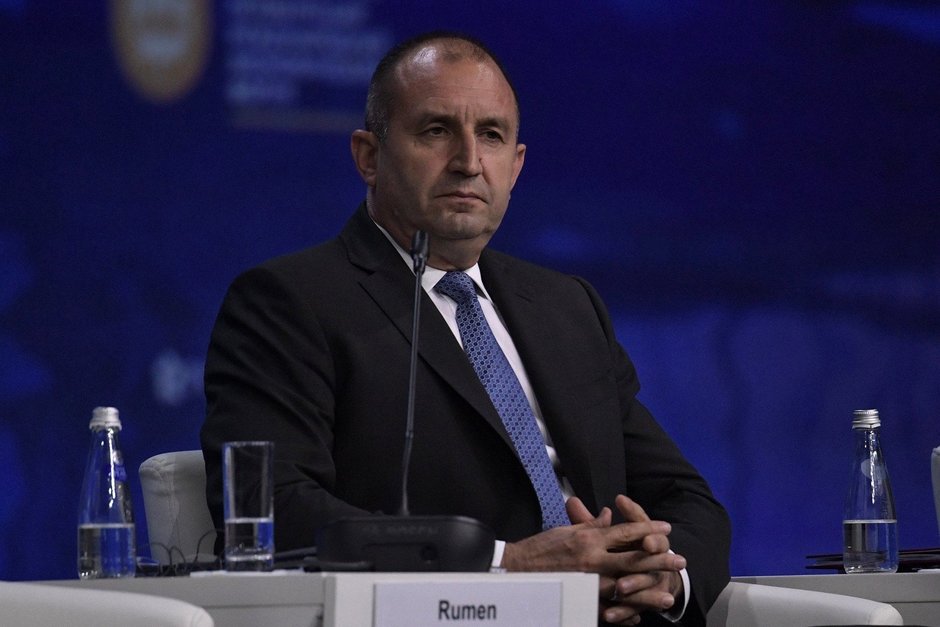 Президент Болгарии Радев намерен уйти в отставку