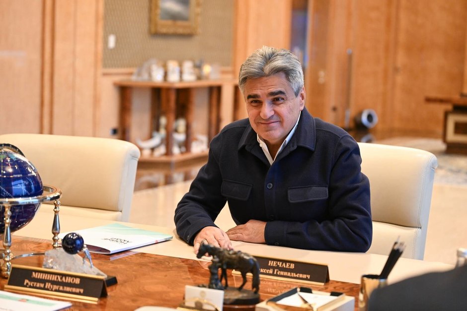 Минниханов провел рабочую встречу с лидером партии "Новые люди" Нечаевым