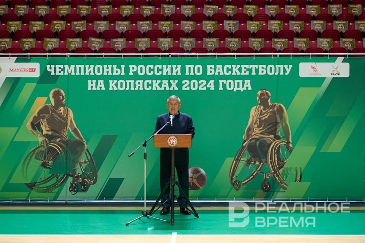 Минниханов — о «Крыльях Барса»: «Каждый из вас — это пример для подражания»