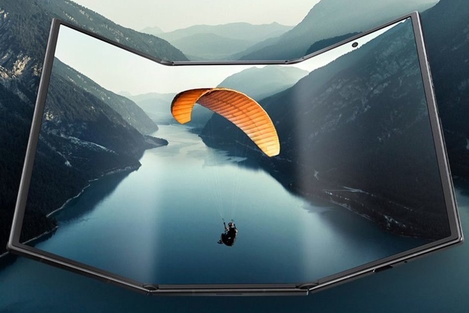 Samsung представила Galaxy Z TriFold: первый тройной складной смартфон компании