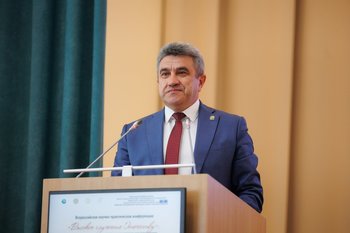 Ильсур Хадиуллин: в 2025 году ЕГЭ для абитуриентов будет более строгим