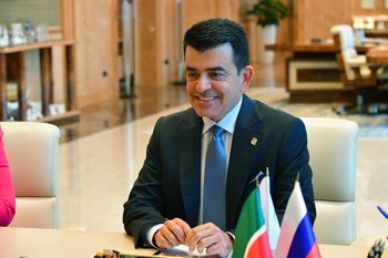 Минниханов встретился с гендиректором ИСЕСКО Салемом Бин Мохаммедом Аль Маликом