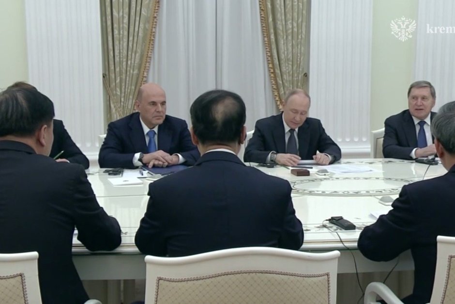 Путин объявил скорую отмену виз для жителей Китая