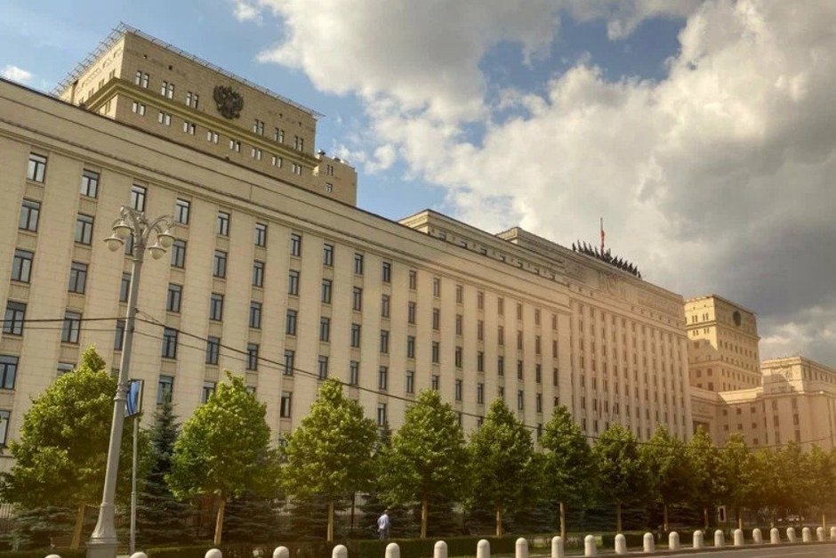 За ночь над регионами России было сбито более 500 беспилотников