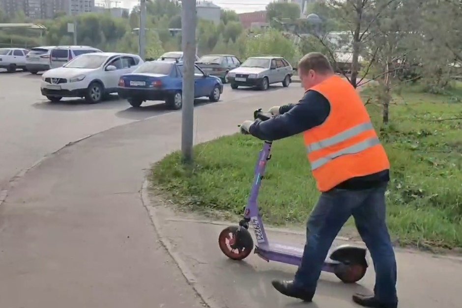 В Казани за четыре дня эвакуировали больше 300 электросамокатов и велосипедов