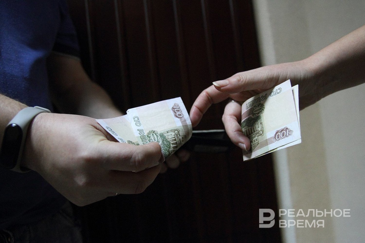 «Известия»: налоги с вкладов россиян утроились за 9 месяцев 2025 года