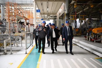 Рустам Минниханов посетил белорусско-китайский автозавод «Белджи»