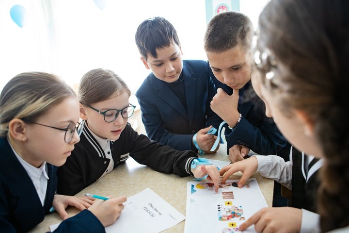 В вузах страны 3% родителей постоянно помогают своим детям с написанием курсовых работ и домашних заданий