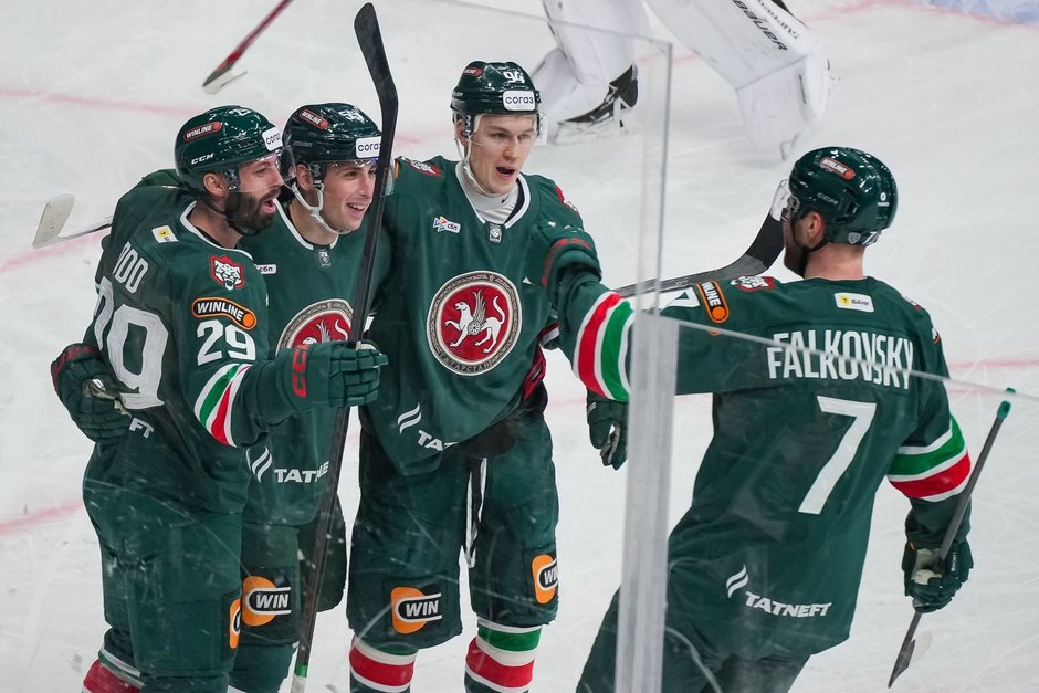 «Паники или провала не было»: «Ак Барс» громит «Спартак», а Гатиятулин делает вид, что все под контролем