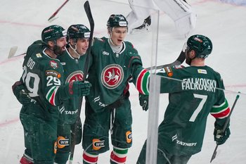 «Паники или провала не было»: «Ак Барс» громит «Спартак», а Гатиятулин делает вид, что все под контролем