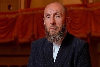 Директор МХАТ им. Горького Кехман задолжал банкам почти 18 млрд рублей