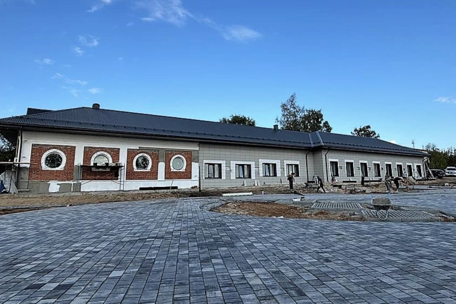 В Усадах завершают ремонт школы искусств за 75,2 млн рубелей