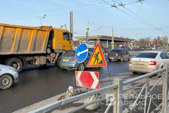В Казани на улице Ершова ограничили движение транспорта до 30 июня