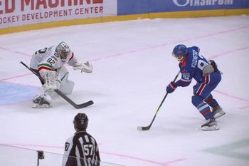 Евгений Кузнецов не набрал очков за два матча на турнире Пучкова