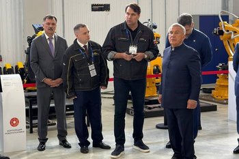 Минниханов оценил разработки Корпорации Робототехники в «Химграде»