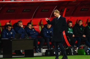 Тренер сборной России Карпин: «Один из соперников на ноябрь — Сирия»