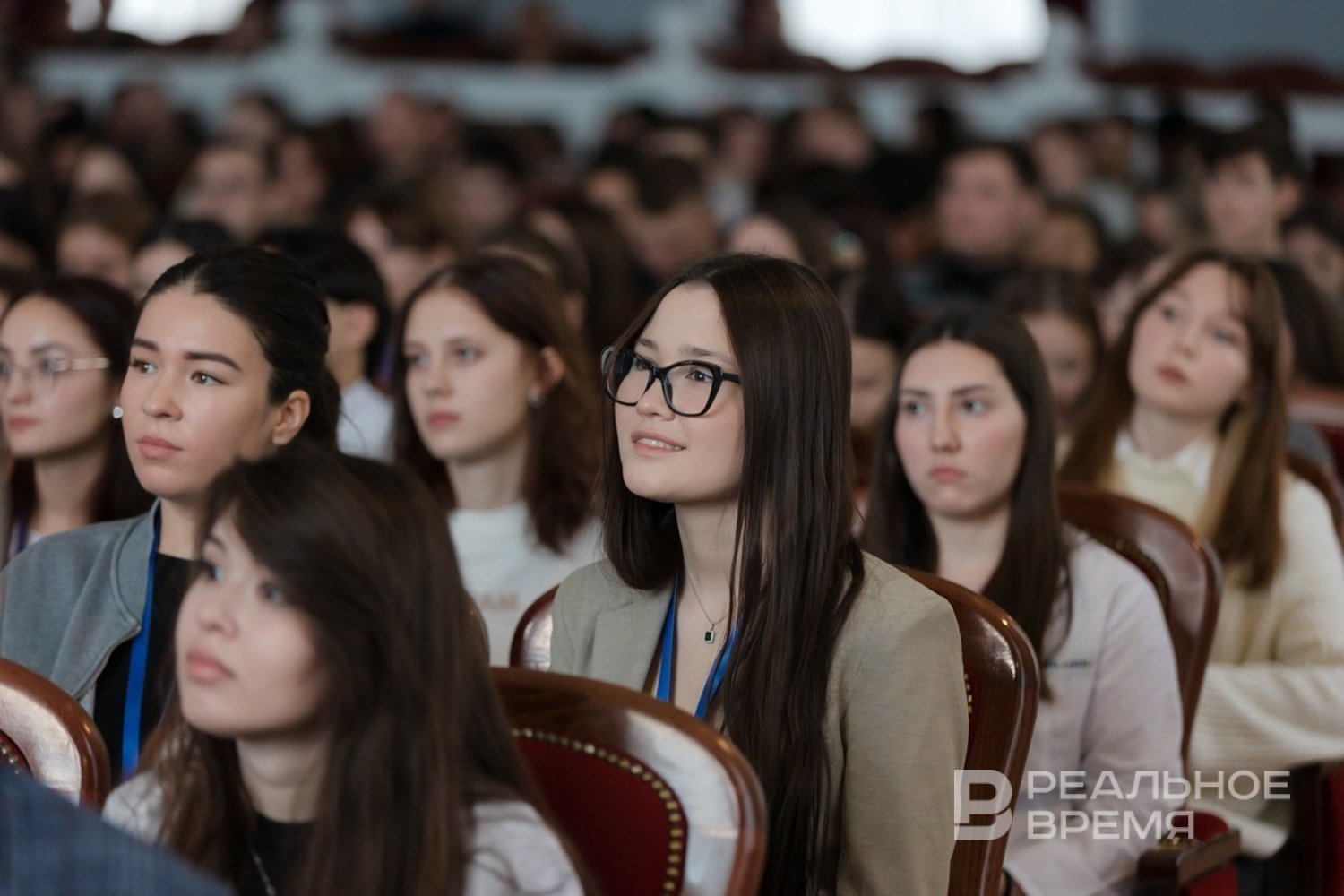 Студенты — про деньги, руководство вуза — про молодежную политику —  Реальное время