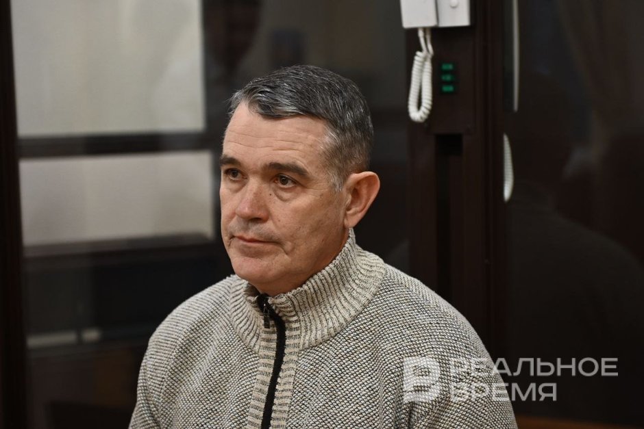 «Купил не в даркнете»: суд Казани отказался возвращать в колонию экс-главу ФСС Лоханова за «опасный» баллончик