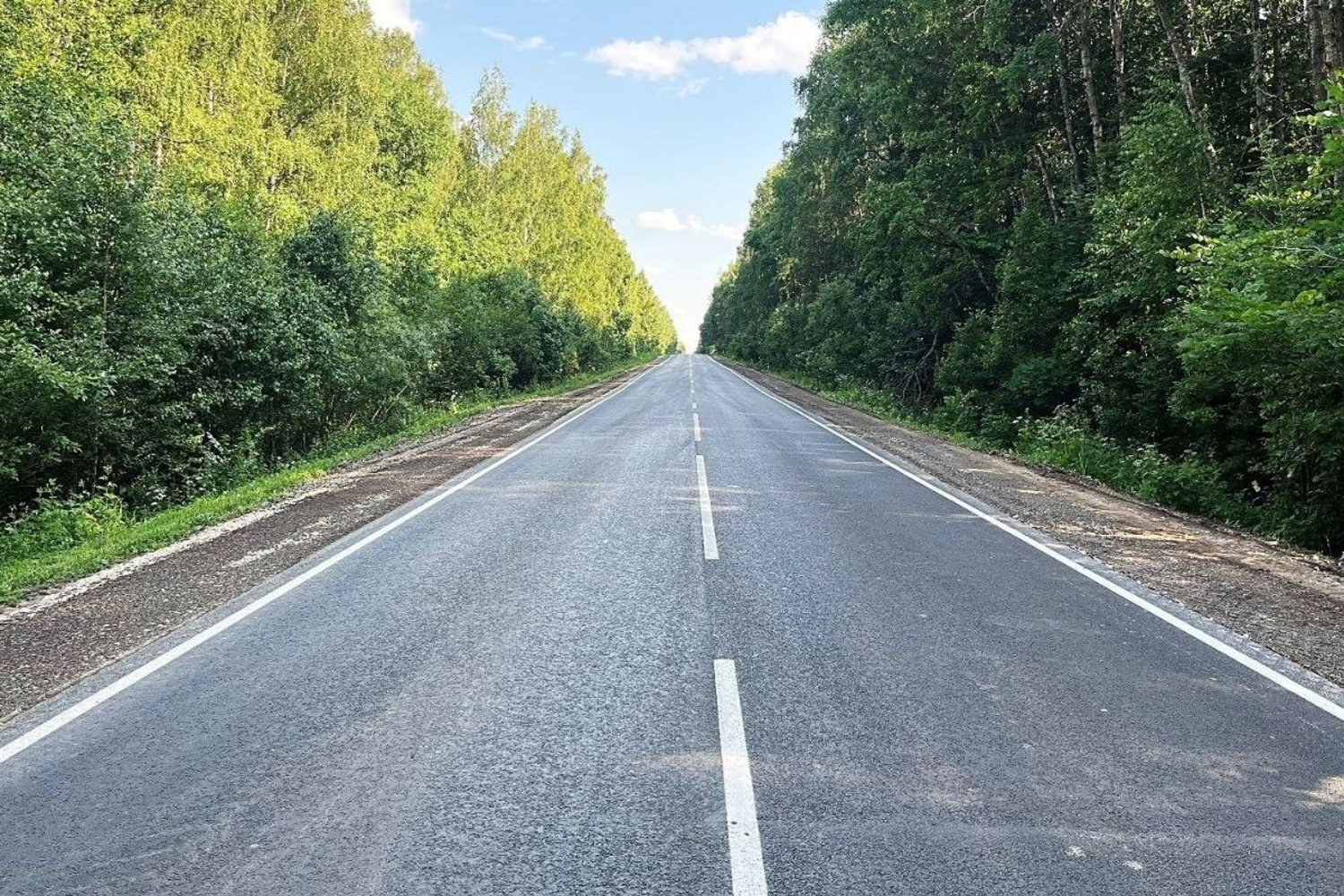 В Азнакаевском районе завершен ремонт участка дороги за 143,9 млн рублей