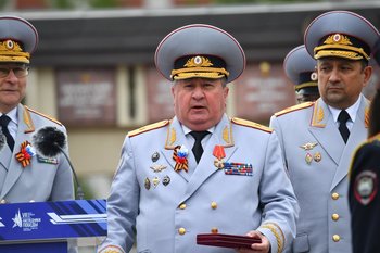 Начальнику казанского юринститута МВД вручили орден Александра Невского