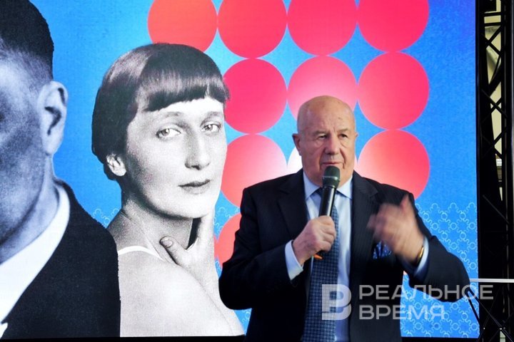 Йосси Тавор об Анне Ахматовой: «Она хотела, чтобы ею восторгались»