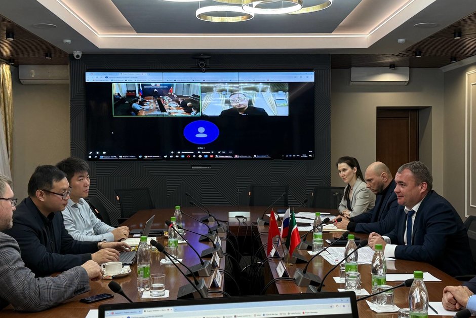 Минпромторг Татарстана обсудил сотрудничество с китайской компанией Huaihai Holding