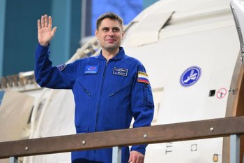 Космонавт из России приготовил в космосе кыстыбый и сравнил его с тортильей