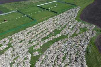 В Актанышском районе обнаружена свалка размером с два футбольных поля