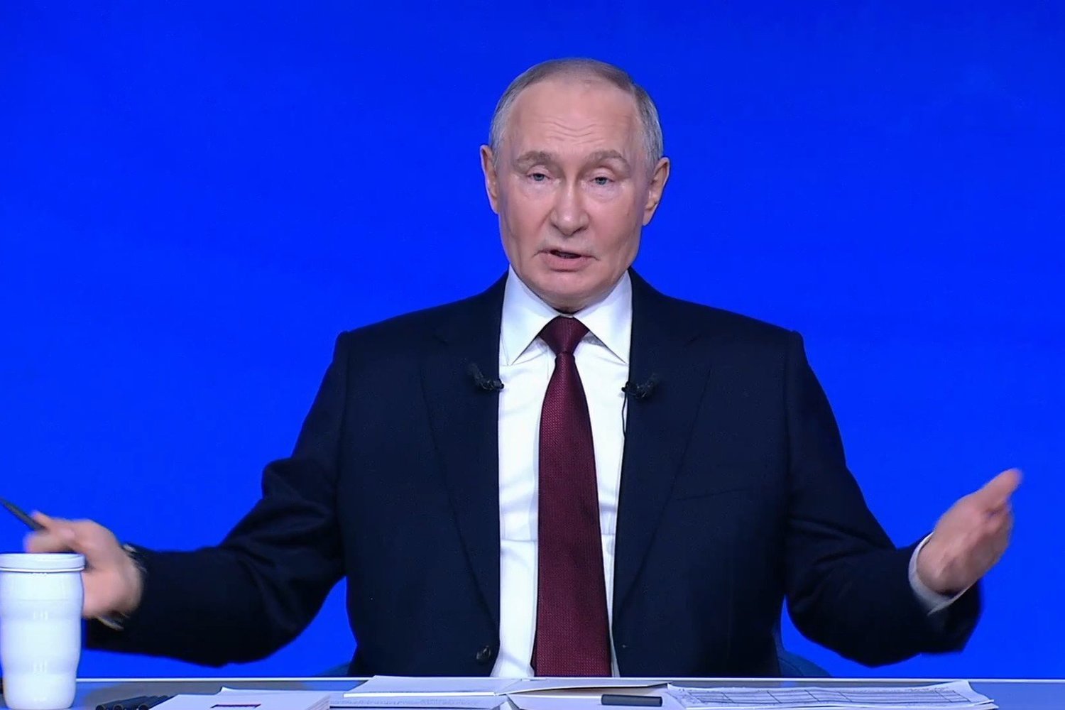 Итоги года с Владимиром Путиным завершились: они продлились почти пять часов