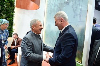 Раис Татарстана пригласил министра торговли Турции на KazanForum