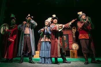 «Шомбай-фест»: сербская бабушка, малийский вождь и башкирский врач