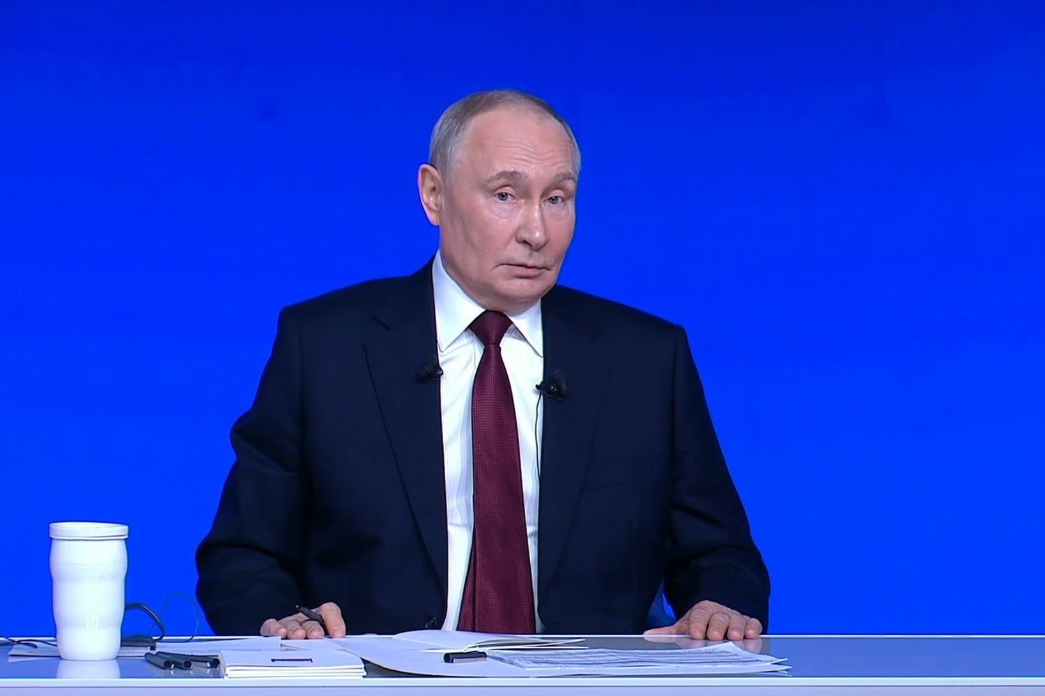 Путин поручил отменить мораторий на штрафы для застройщиков с начала 2026